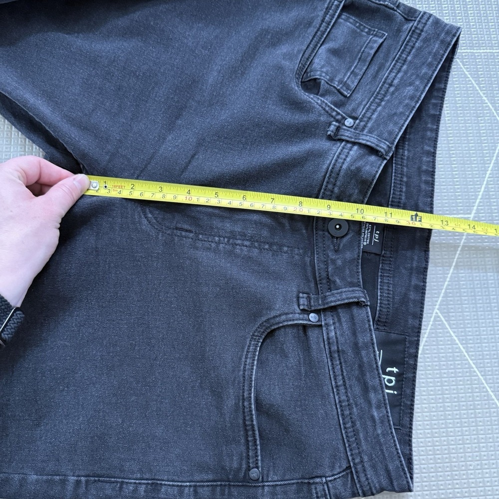 The Perfect Jean NYC TPJ Slim Fit Mens 33x34 Black Jeans Stretch Casual Career - Picture 8 of 9